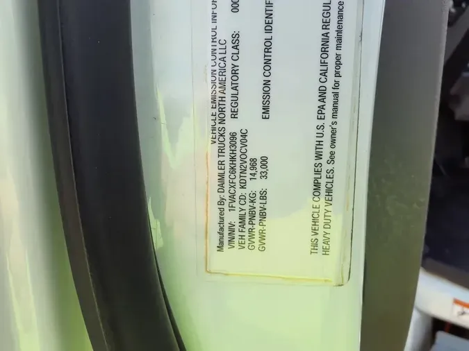 2019 FREIGHTLINER M2 106