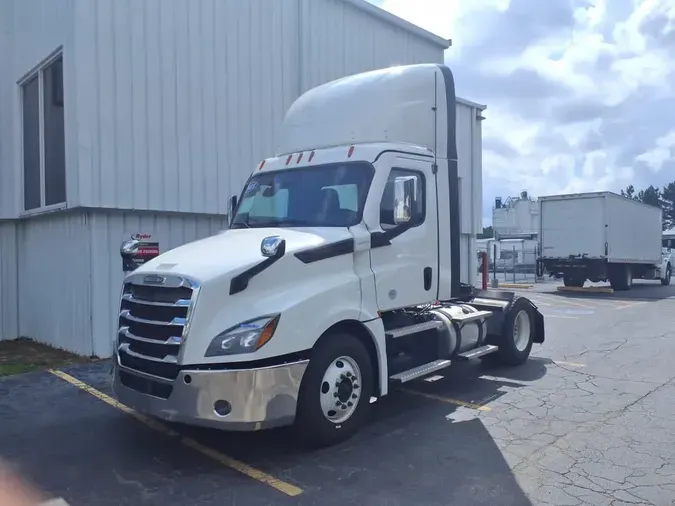 2023 FREIGHTLINER/MERCEDES CASCADIA PX12642ST