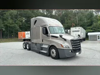 2023 Freightliner Cascadia 126