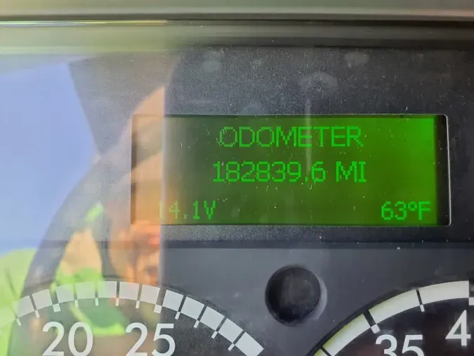 2017 FREIGHTLINER/MERCEDES M2 106