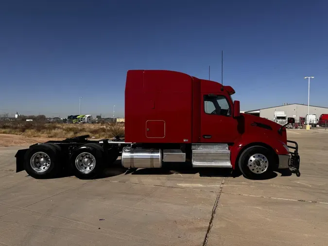 2022 Peterbilt 579
