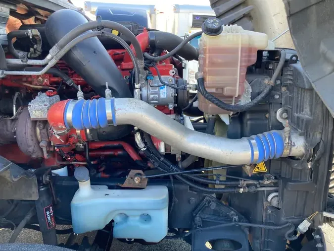 2019 NAVISTAR INTERNATIONAL LT625 DAYCAB T/A