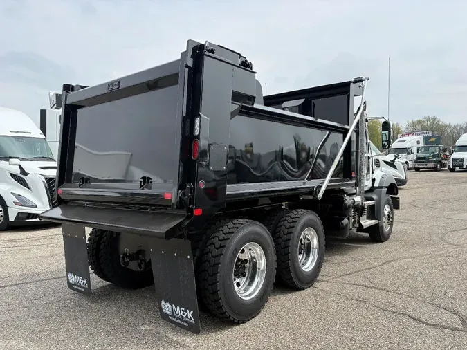2027 MACK Granite GR64B