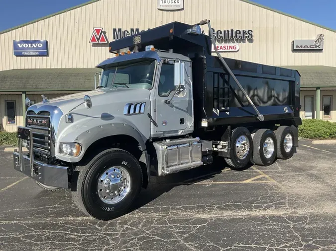 2020 Mack GR64F M35984070fbf59f88b95b6864d2524c790ad