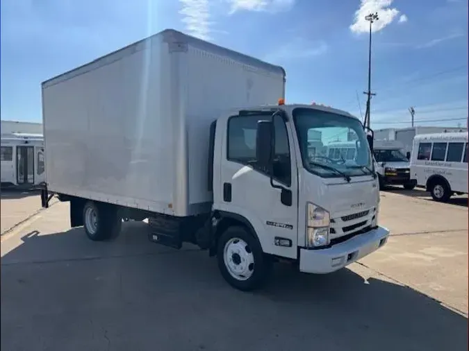 2022 Isuzu NPR-XD