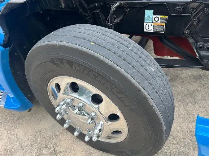 2022 Kenworth T680