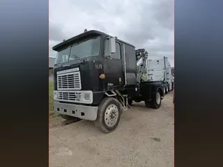 1983 INTERNATIONAL 9600