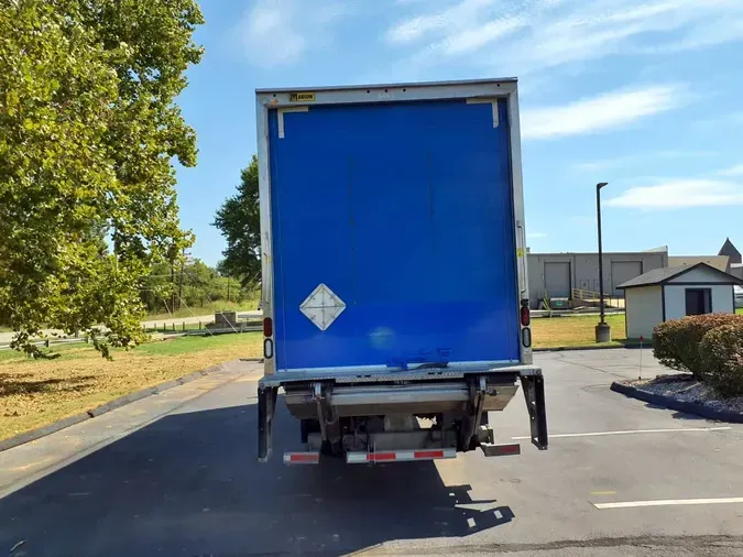 2022 FREIGHTLINER/MERCEDES M2 106