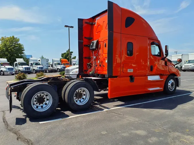 2021 FREIGHTLINER/MERCEDES NEW CASCADIA PX12664