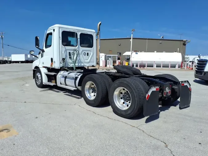 2021 FREIGHTLINER NEW CASCADIA PX12664