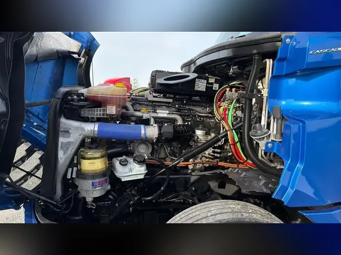 2021 FREIGHTLINER CA126