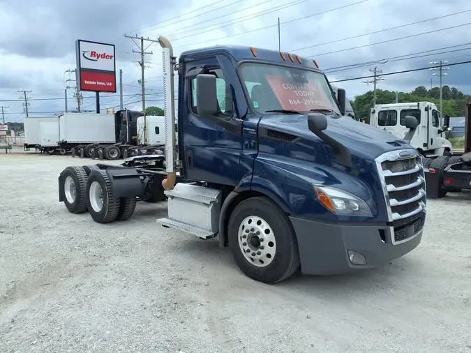 2021 FREIGHTLINER/MERCEDES CASCADIA PX11664ST