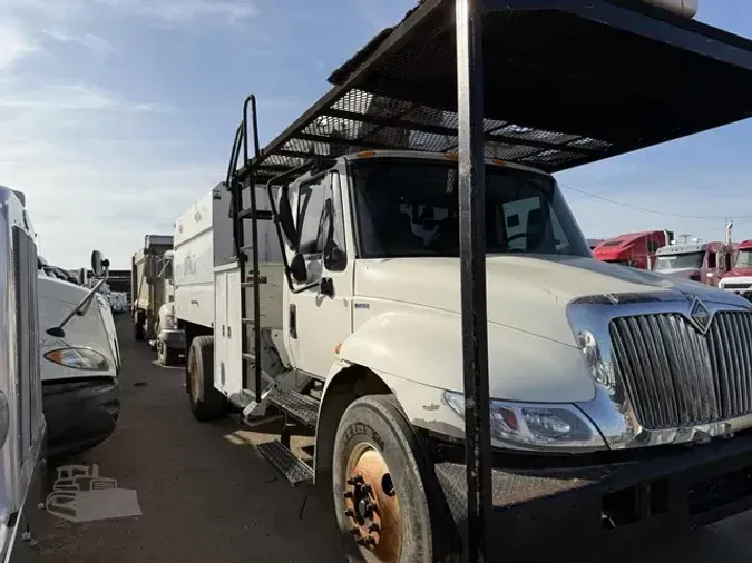 2011 ALTEC LRV5684203a613fa3d0bed87a36ce2bbd3b21