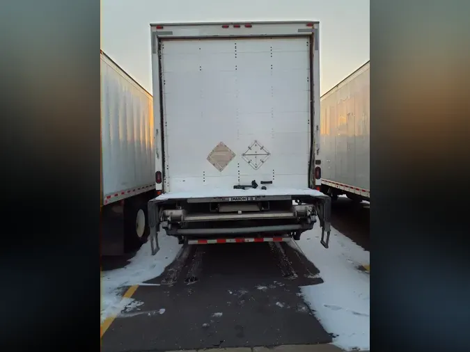 2019 FREIGHTLINER/MERCEDES M2 106