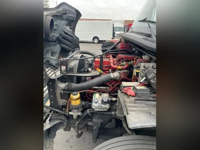 2018 FREIGHTLINER/MERCEDES M2 106