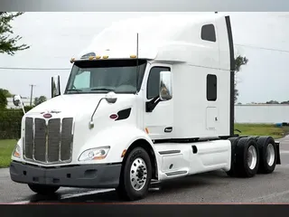 2022 PETERBILT 579