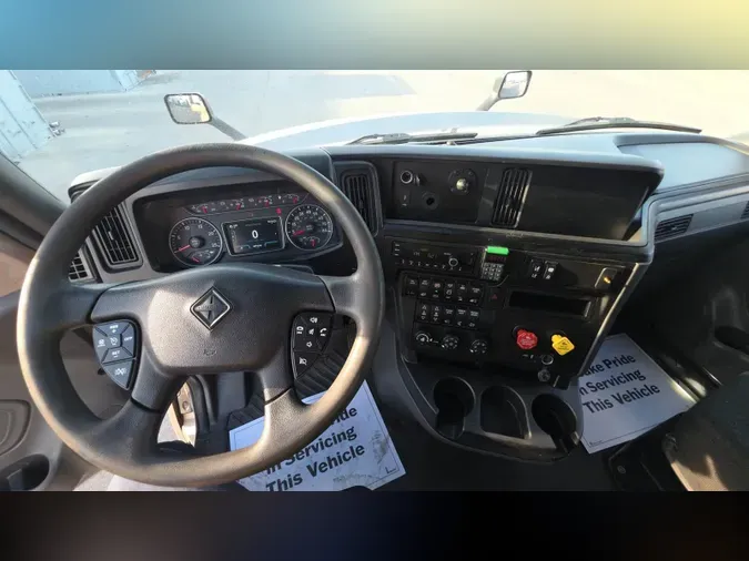 2022 International LT842d1297a3ba57658ba92c55634cb0e3