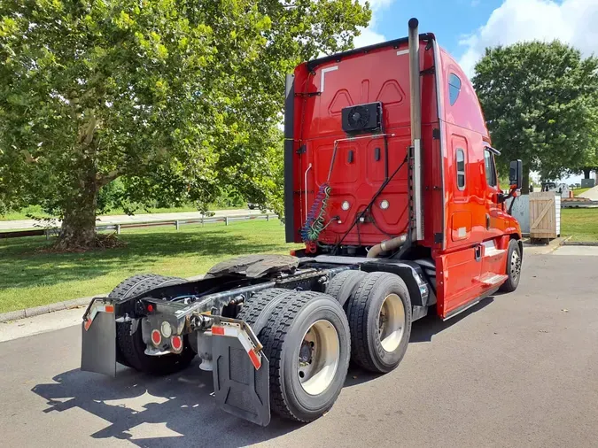 2020 FREIGHTLINER CASCADIA 125