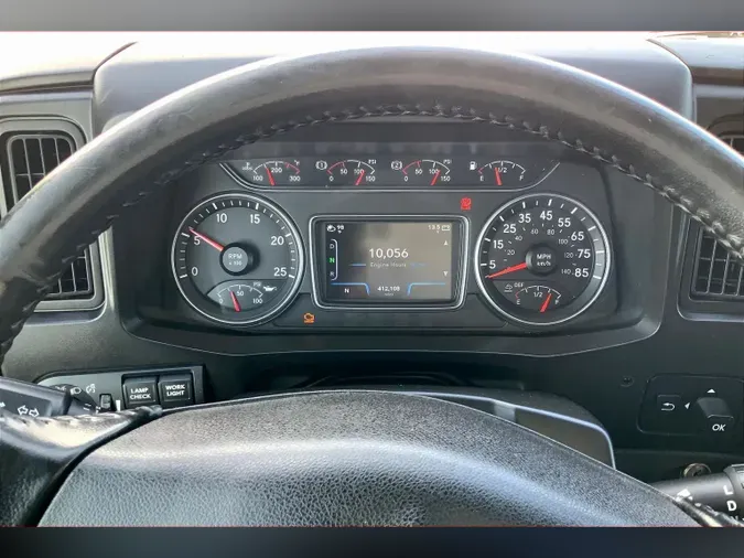 2021 INT LT625 6x4