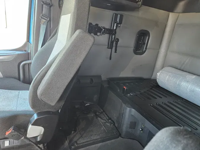 2022 Freightliner Cascadia