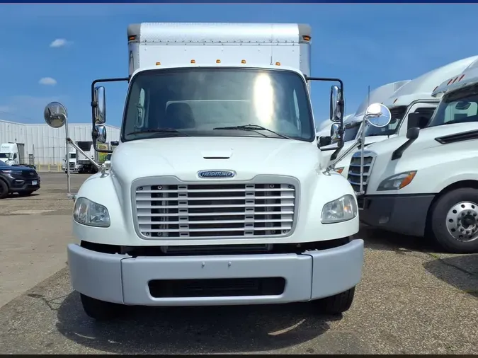 2019 FREIGHTLINER M2 106