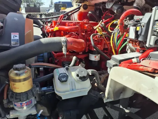 2021 FREIGHTLINER/MERCEDES M2 1068437a938033097250c3202f6c095aa05