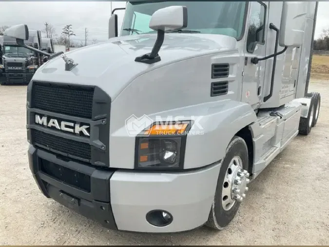 2024 MACK ANTHEM AN64T