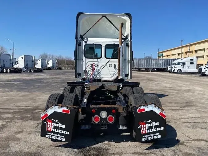 2021 Freightliner Cascadia843f668fdb8212e30950bf6748a7b860