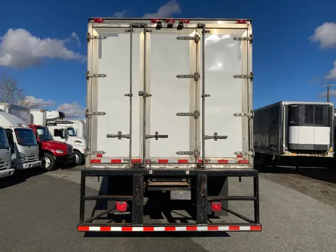 2019 FREIGHTLINER/MERCEDES M2 106