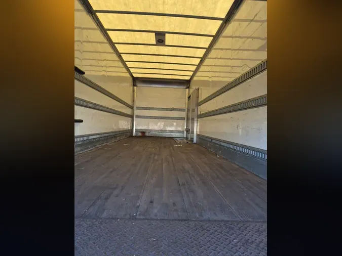 2018 NAVISTAR INTERNATIONAL 4300LP (4X2)