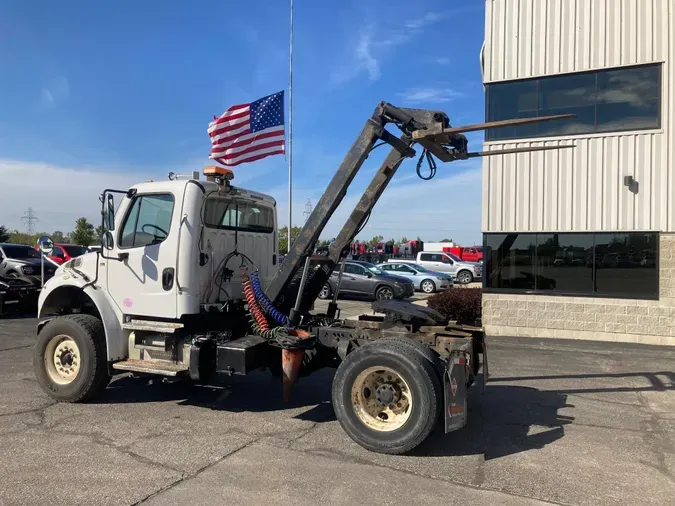 2016 Freightliner M2 106