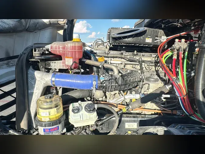 2024 Freightliner Cascadia 12684500095b03d1a2111cfe38ede47e1b2