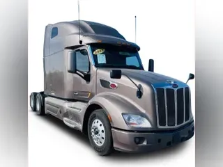 2022 Peterbilt 579