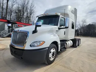 2019 NAVISTAR INTERNATIONAL LT625 SLPR CAB
