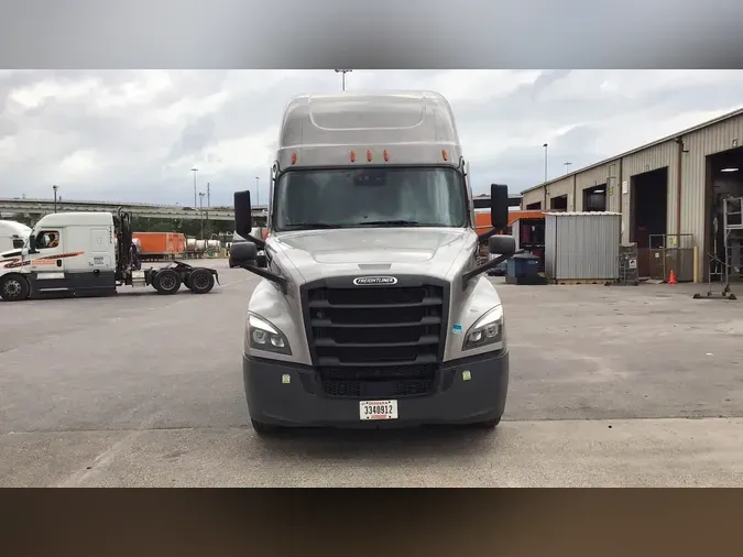 2024 Freightliner Cascadia