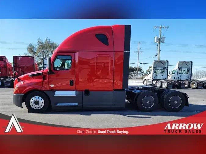 2021 FREIGHTLINER CA126