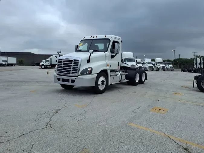 2019 FREIGHTLINER/MERCEDES CASCADIA 125845a6a8014bad79aafe8ca5cf7a9a718