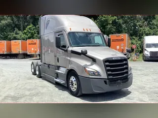 2023 Freightliner Cascadia 126