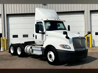 2019 INT LT625 6x4