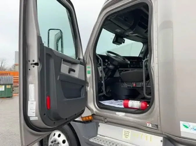 2021 Freightliner Cascadia