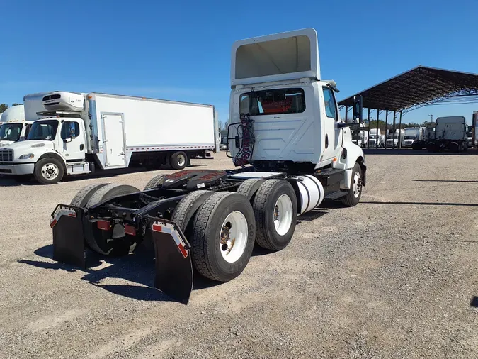 2018 NAVISTAR INTERNATIONAL LT625 DAYCAB T/A