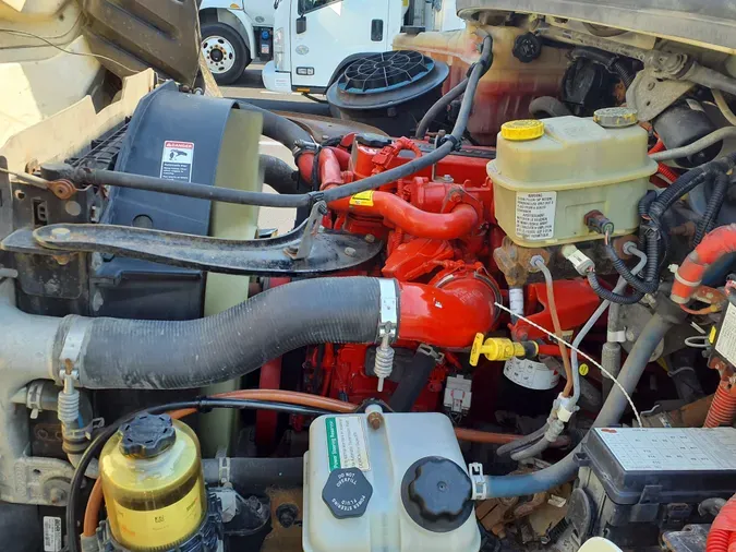2018 FREIGHTLINER/MERCEDES M2 106845f7e66f972766093f6363321e17ea3