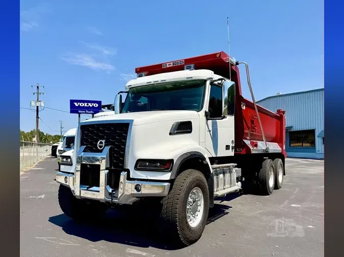 2025 VOLVO VHD64F30084607a96b162911fed48f54f0253c429
