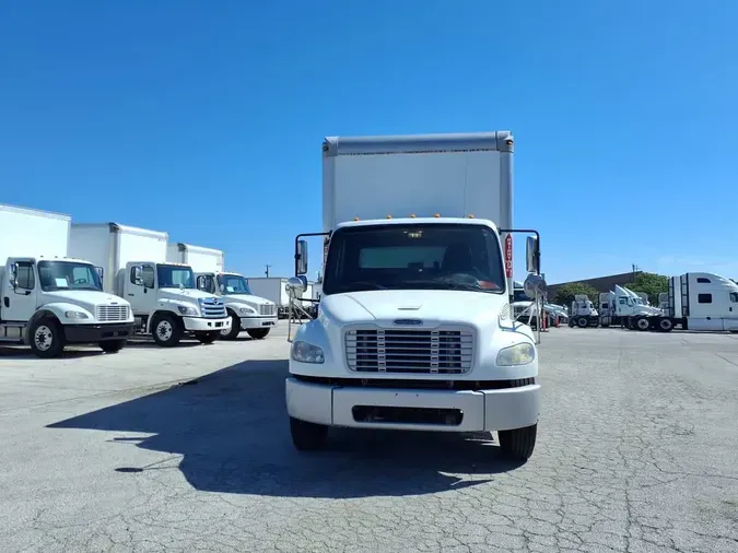 2017 FREIGHTLINER M2 106