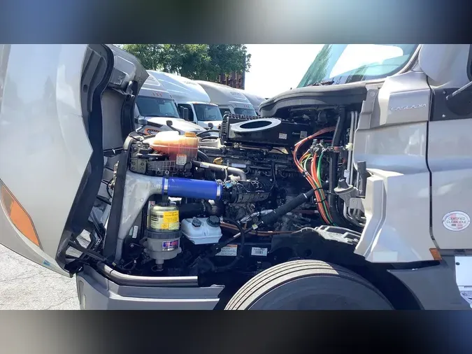 2022 Freightliner Cascadia 126