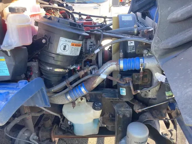 2017 FREIGHTLINER/MERCEDES M2 106