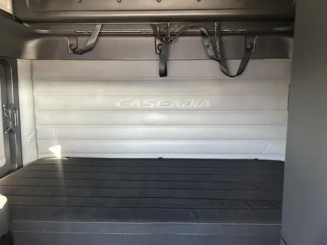 2021 Freightliner Cascadia