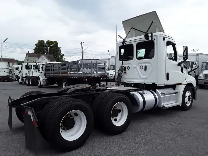 2020 FREIGHTLINER/MERCEDES NEW CASCADIA PX12664