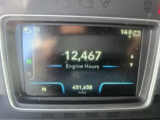 2022 International LT625