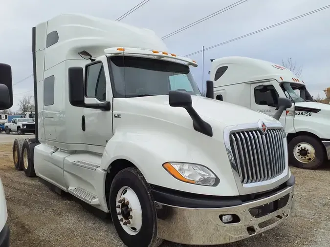 2020 NAVISTAR INTERNATIONAL LT625 SLPR CAB